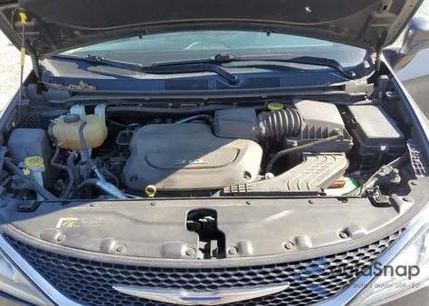 2018 Chrysler Pacifica Touring L из США, поврежденный, VIN 2C4RC1BG6JR127194